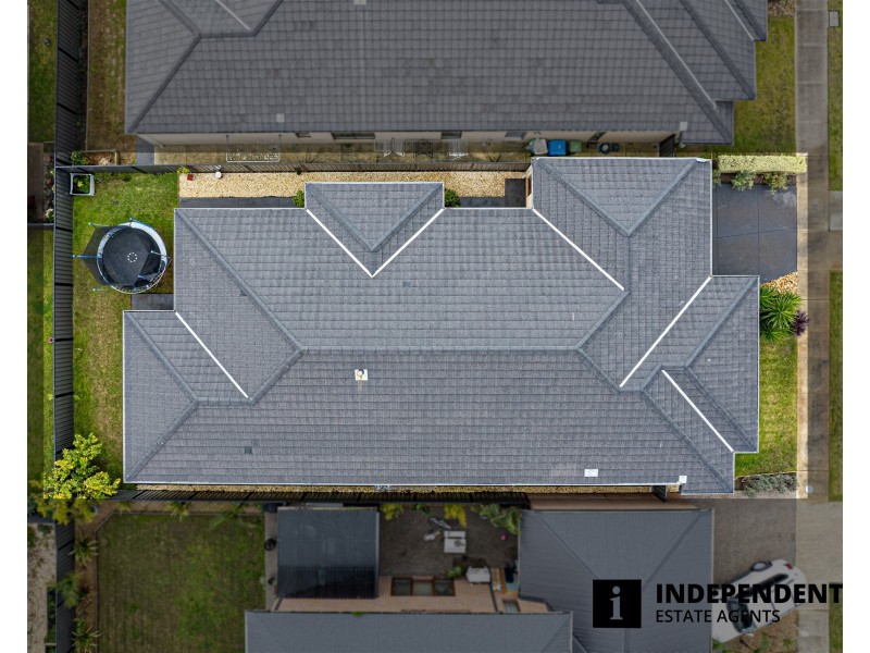 57 Wilkiea Crescent, Cranbourne North VIC 3977