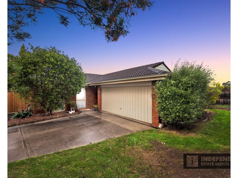 2 Cambrian way, Melton West VIC 3337