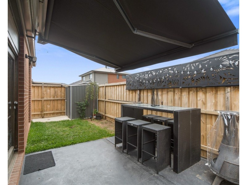 11 Remedy Drive, Clyde VIC 3978