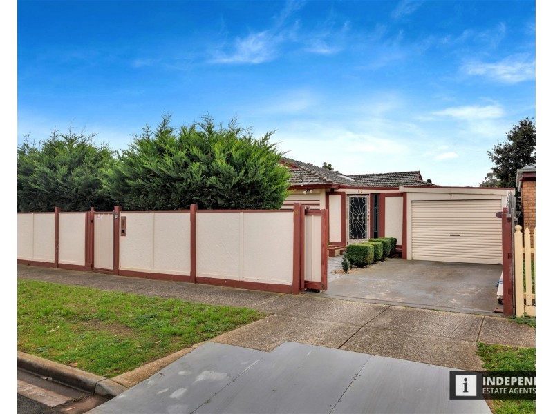 26 Acacia Cres, Melton South VIC 3338