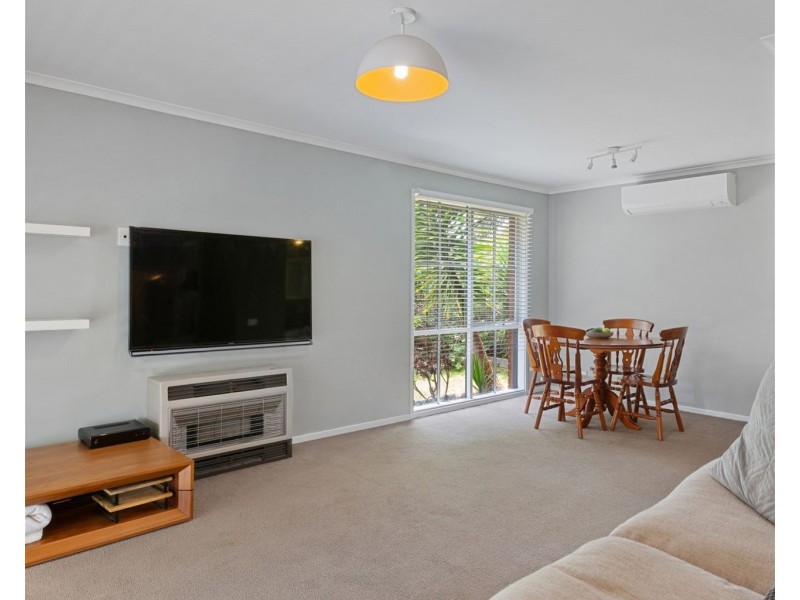 208 Hall Road, Carrum Downs VIC 3201