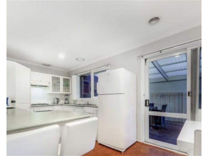 24 Childs Street, Melton South VIC 3338