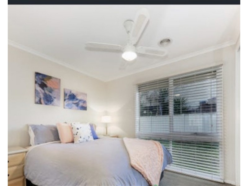 24 Childs Street, Melton South VIC 3338