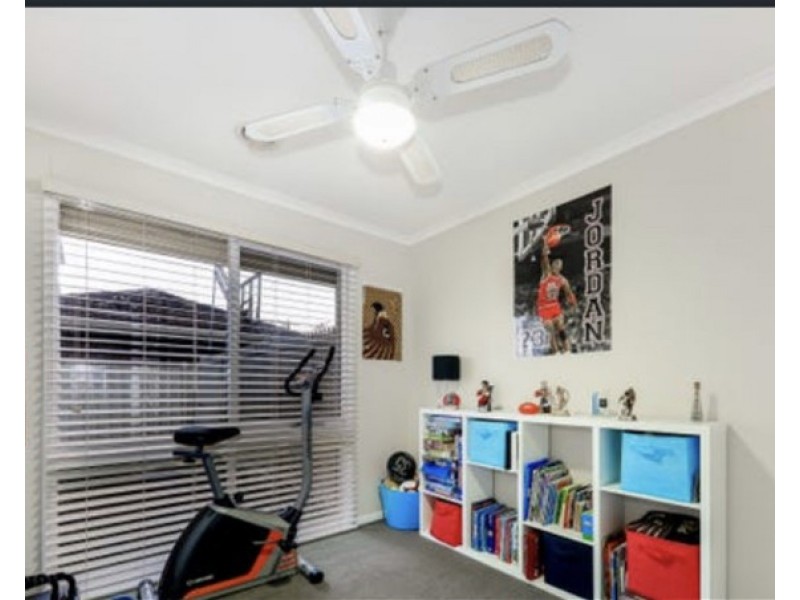 24 Childs Street, Melton South VIC 3338