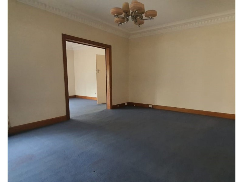 6 Exford Road, Melton South VIC 3338