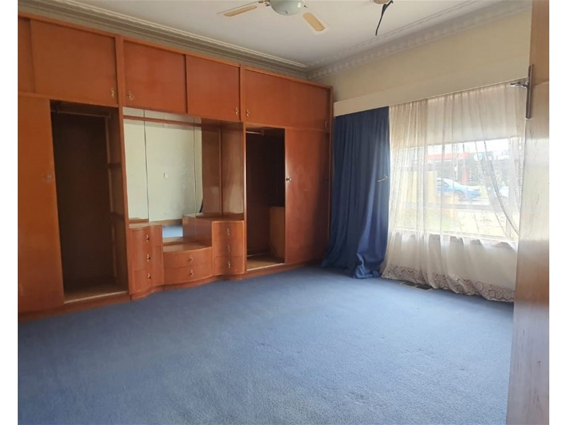 6 Exford Road, Melton South VIC 3338