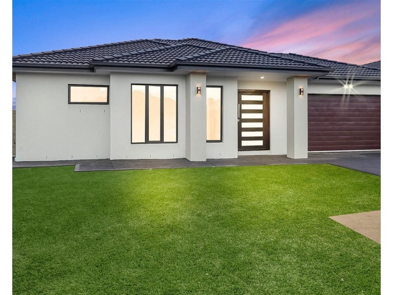 44 Linacre crescent, Melton South VIC 3338