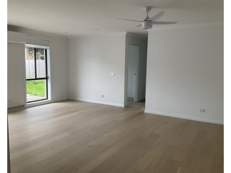 1/103 Dunsterville Crescent, Frankston VIC 3199