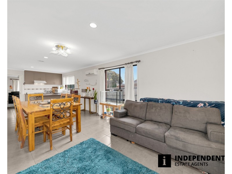 14 Fishburn Place, Cranbourne West VIC 3977