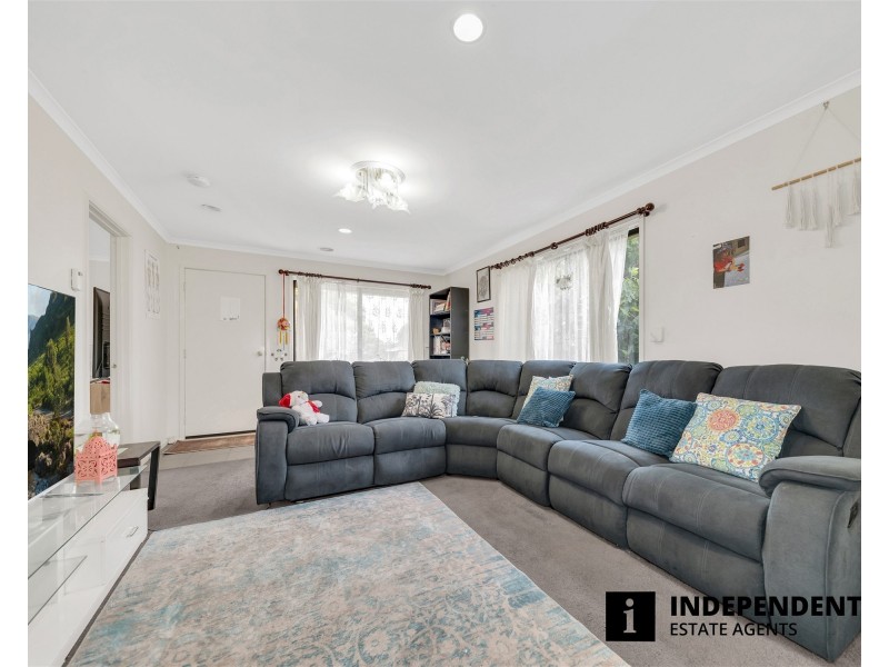 14 Fishburn Place, Cranbourne West VIC 3977