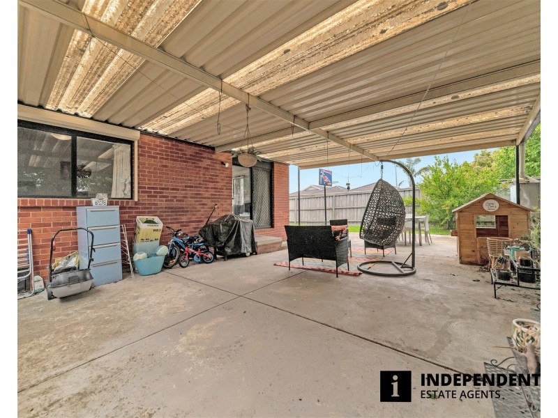14 Fishburn Place, Cranbourne West VIC 3977