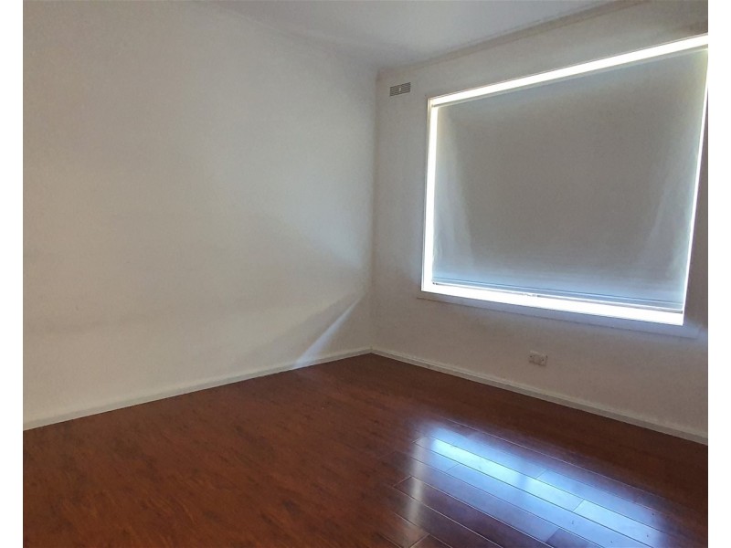 10 Monash street, Melton South VIC 3338