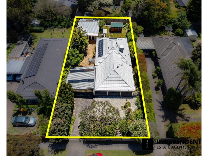 61 Robinsons Road, Frankston VIC 3199
