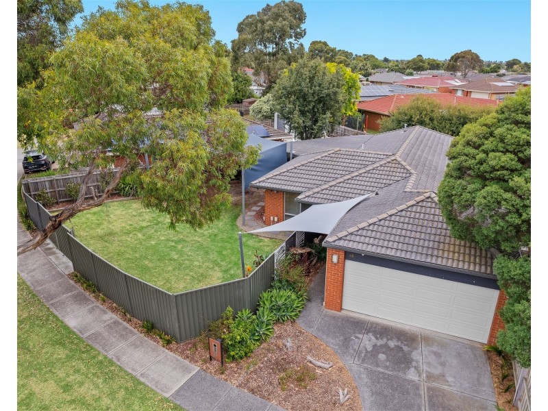 45 Raisell Road, Cranbourne West VIC 3977