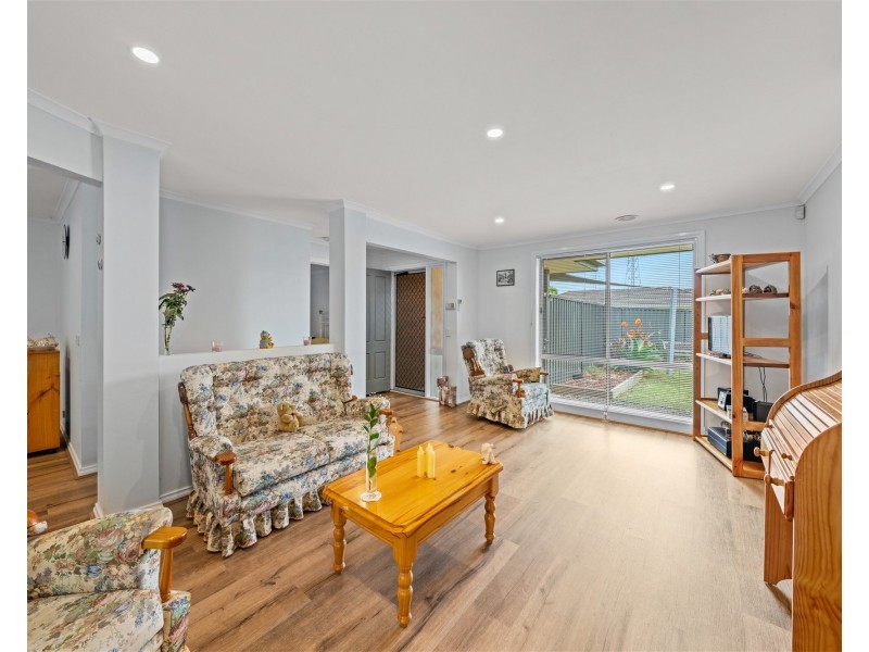 45 Raisell Road, Cranbourne West VIC 3977