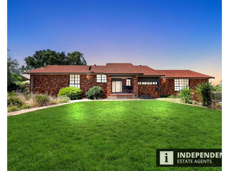 12a Springbank Way, Brookfield VIC 3338
