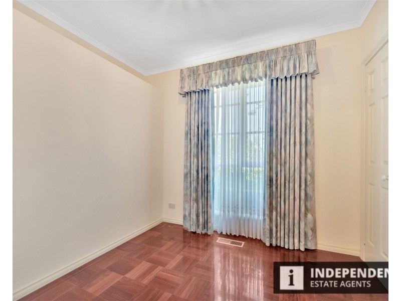12a Springbank Way, Brookfield VIC 3338