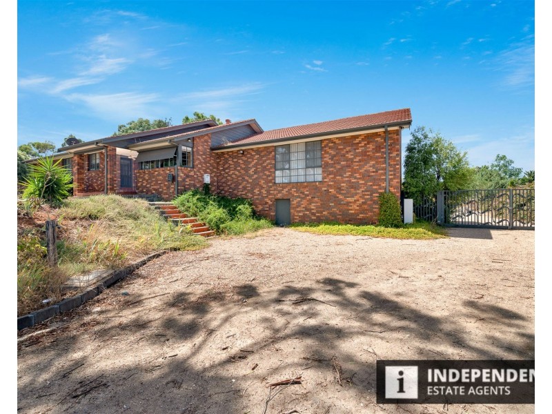 12a Springbank Way, Brookfield VIC 3338
