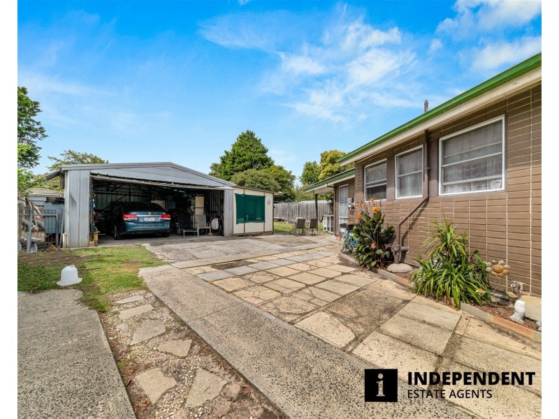 26 Valerie Drive, Cranbourne VIC 3977