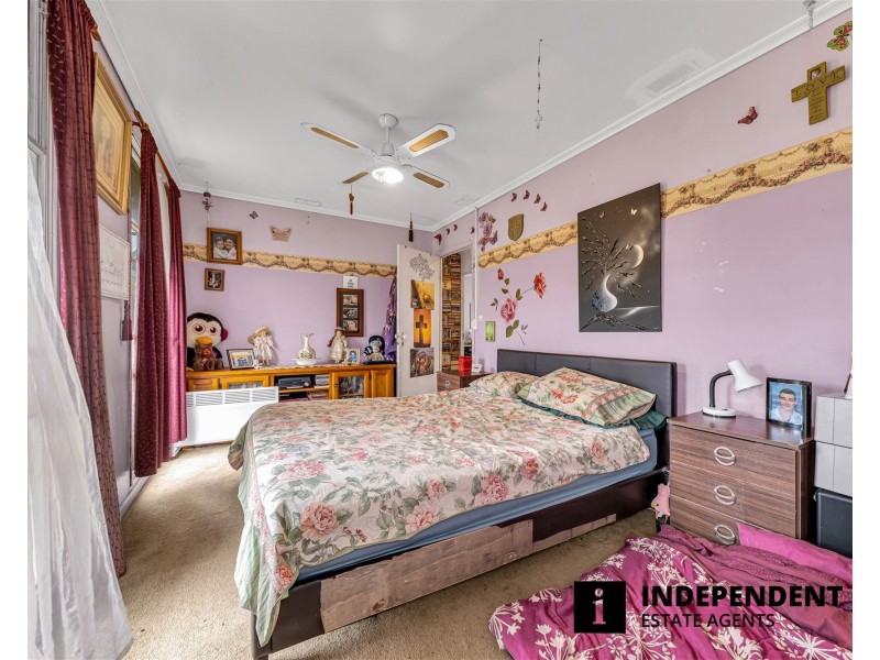 26 Valerie Drive, Cranbourne VIC 3977