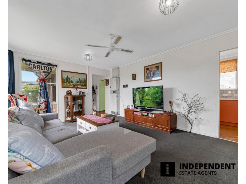 26 Valerie Drive, Cranbourne VIC 3977