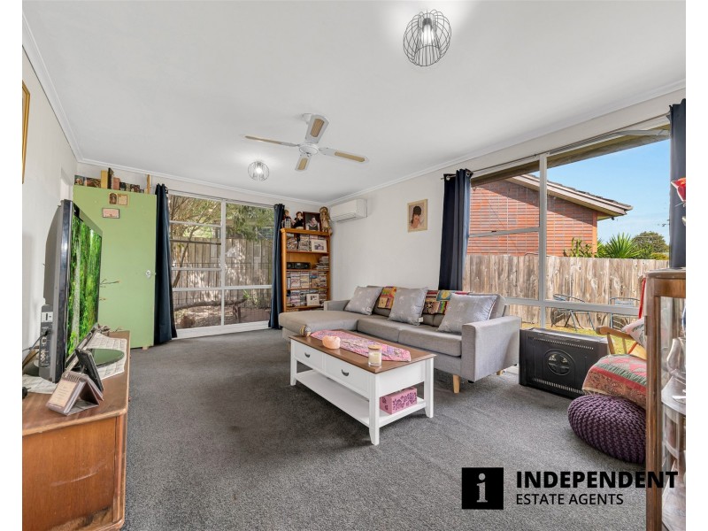 26 Valerie Drive, Cranbourne VIC 3977