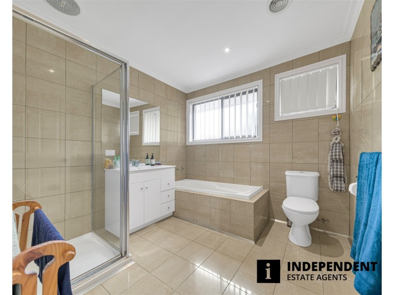 38 Jeffrey Street, Hampton Park VIC 3976