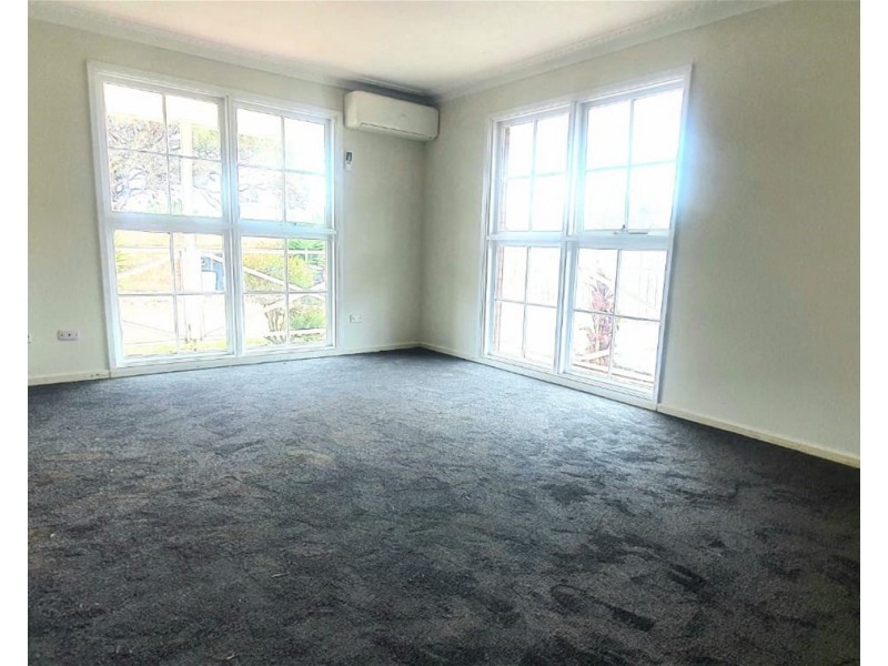 96 Station Road, Melton South VIC 3338