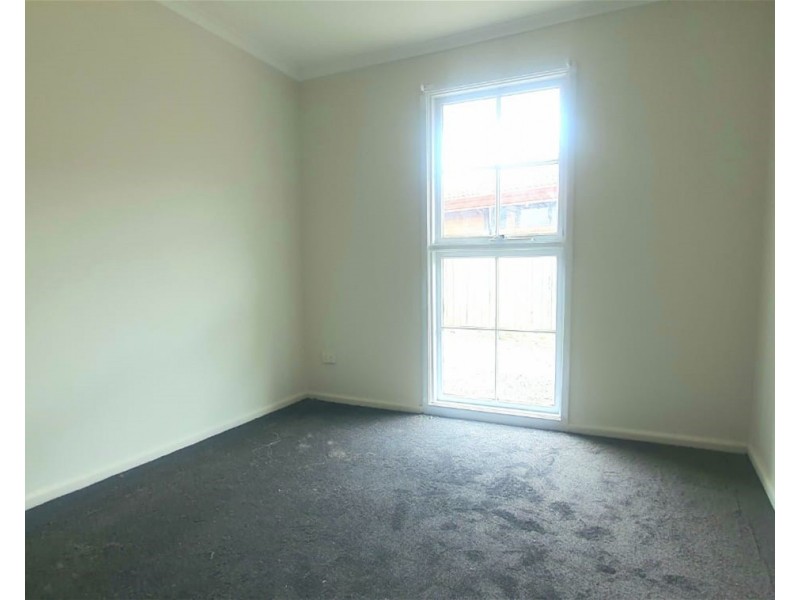 96 Station Road, Melton South VIC 3338