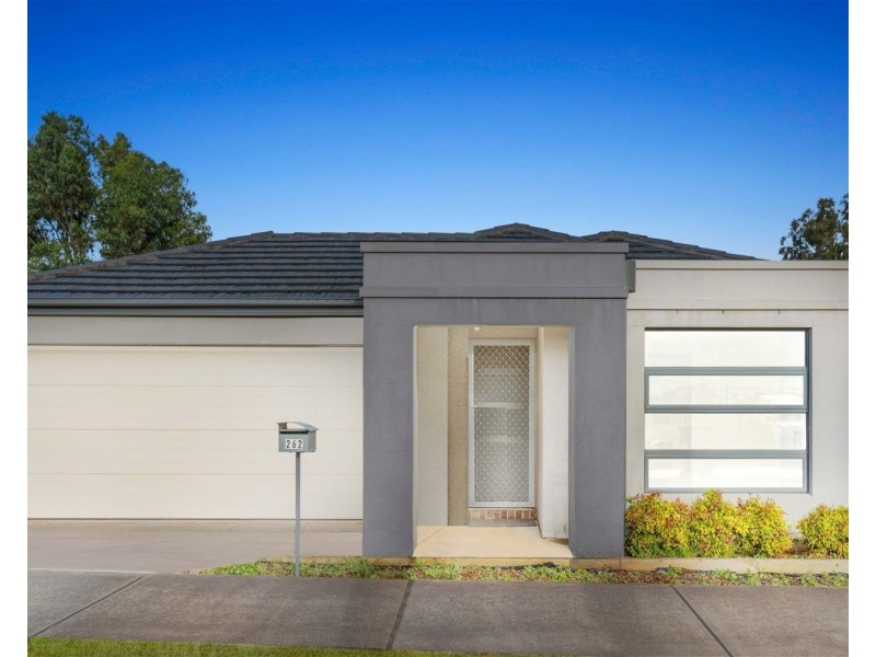 262 Clarkes road, Brookfield VIC 3338