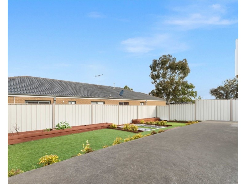 262 Clarkes road, Brookfield VIC 3338