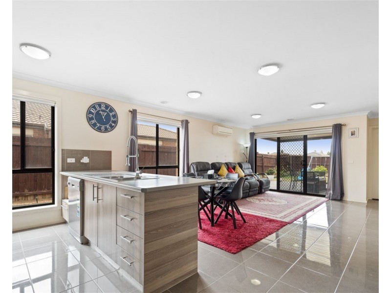 133 James Melrose Drive, Brookfield VIC 3338