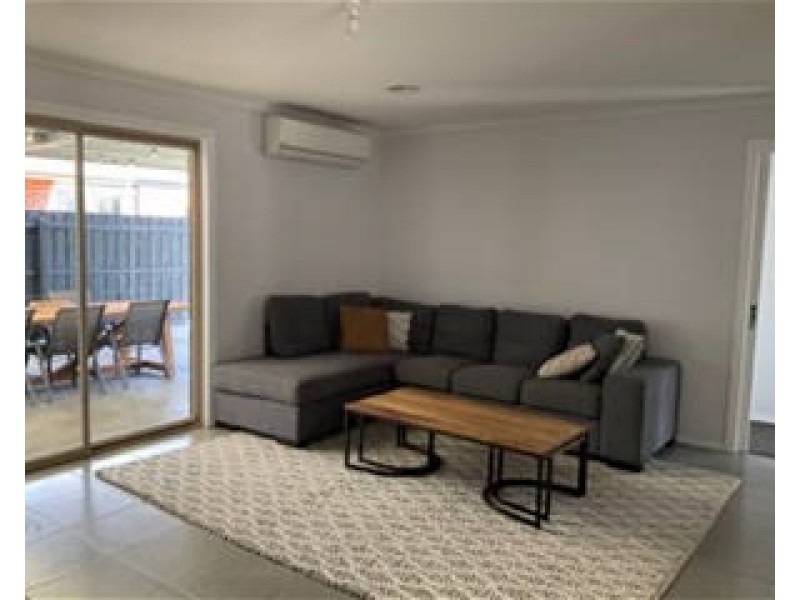 12 Montdami Way, Carrum Downs VIC 3201