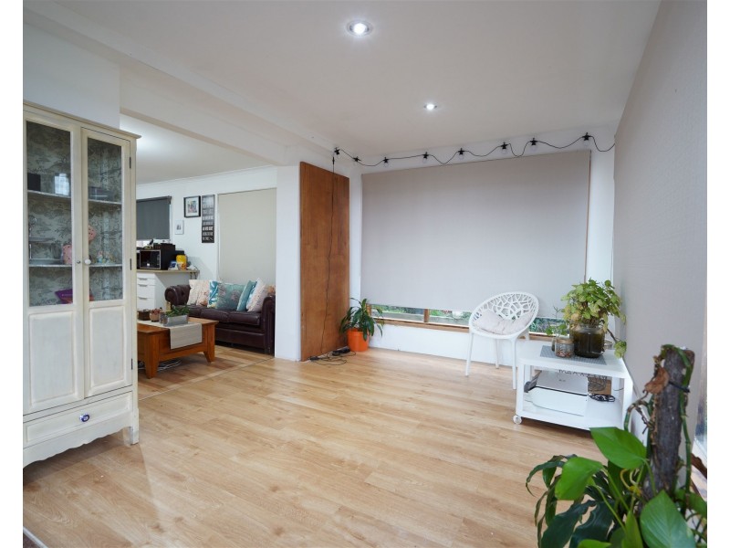 18 Highmount Drive, Hampton Park VIC 3976