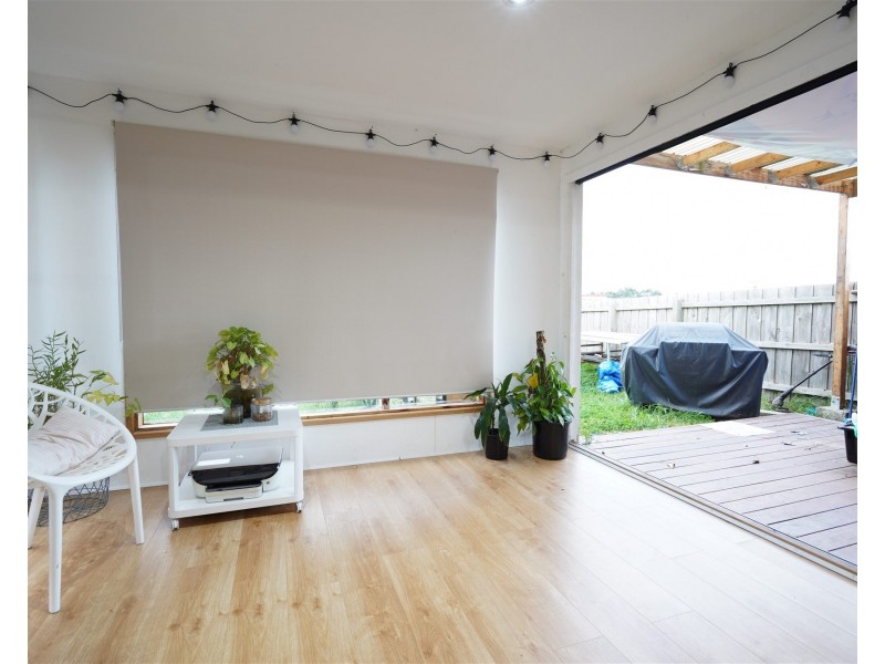 18 Highmount Drive, Hampton Park VIC 3976