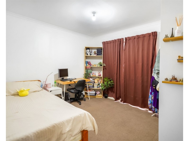 18 Highmount Drive, Hampton Park VIC 3976