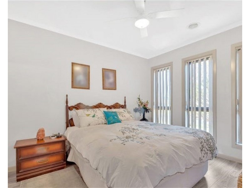 17 Black Knight Way, Kurunjang VIC 3337