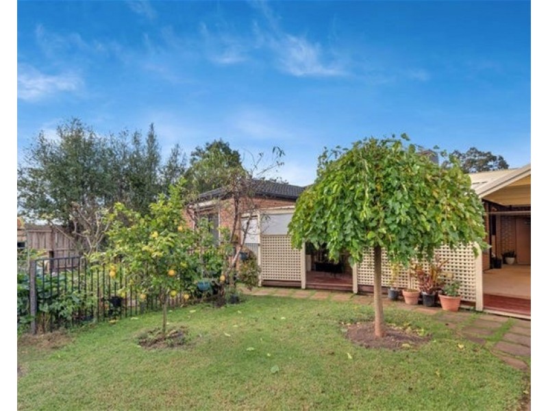 17 Black Knight Way, Kurunjang VIC 3337