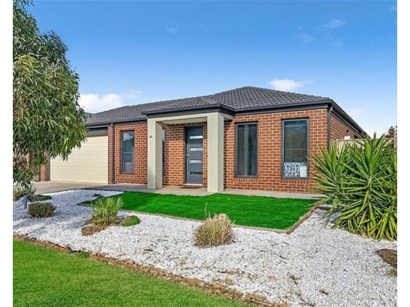45  Nantha Way, Brookfield VIC 3338