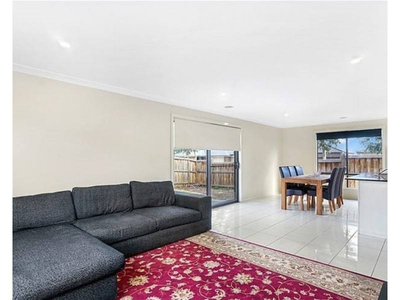 45  Nantha Way, Brookfield VIC 3338