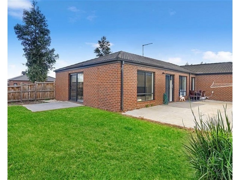45  Nantha Way, Brookfield VIC 3338