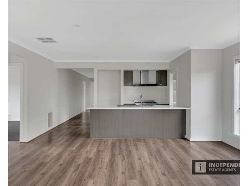 3 Clarice Cres, Brookfield VIC 3338