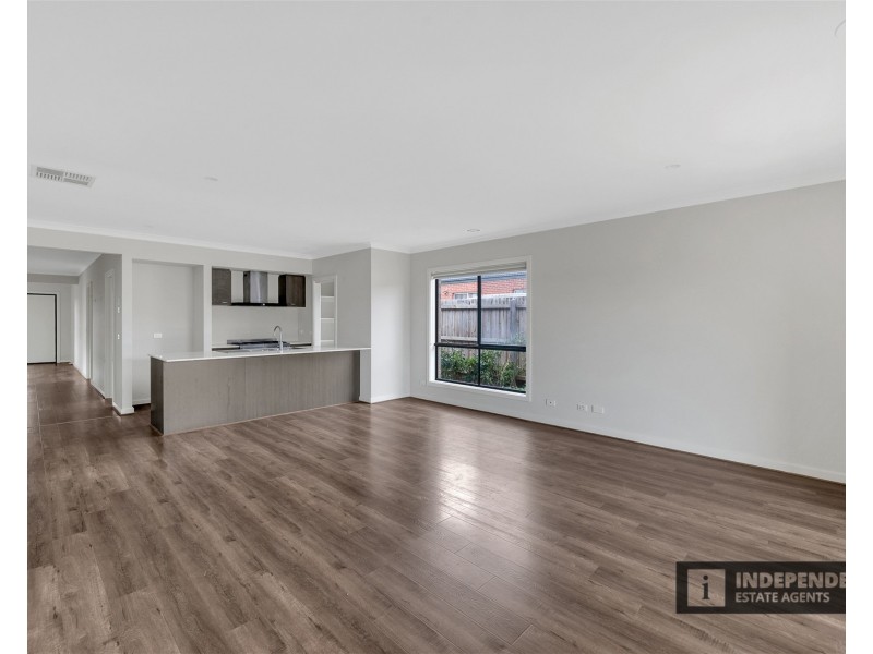 3 Clarice Cres, Brookfield VIC 3338