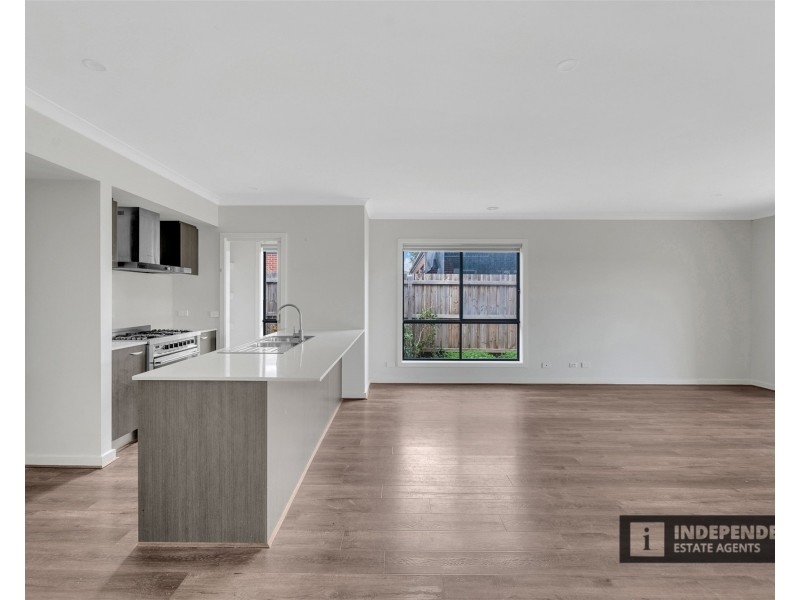 3 Clarice Cres, Brookfield VIC 3338