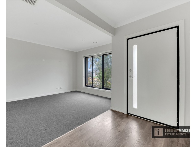 3 Clarice Cres, Brookfield VIC 3338