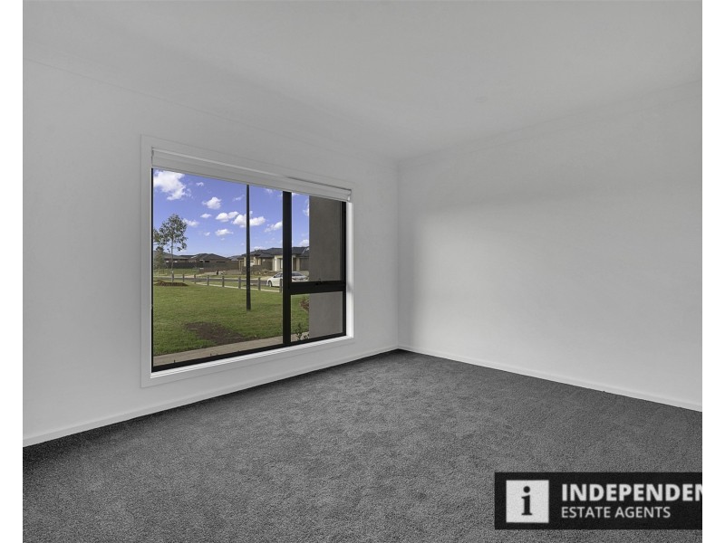 3 Odin walk, Melton South VIC 3338