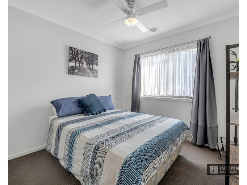 54 faircroft Drive, Brookfield VIC 3338