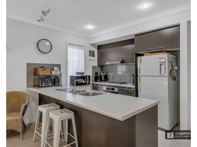 54 faircroft Drive, Brookfield VIC 3338