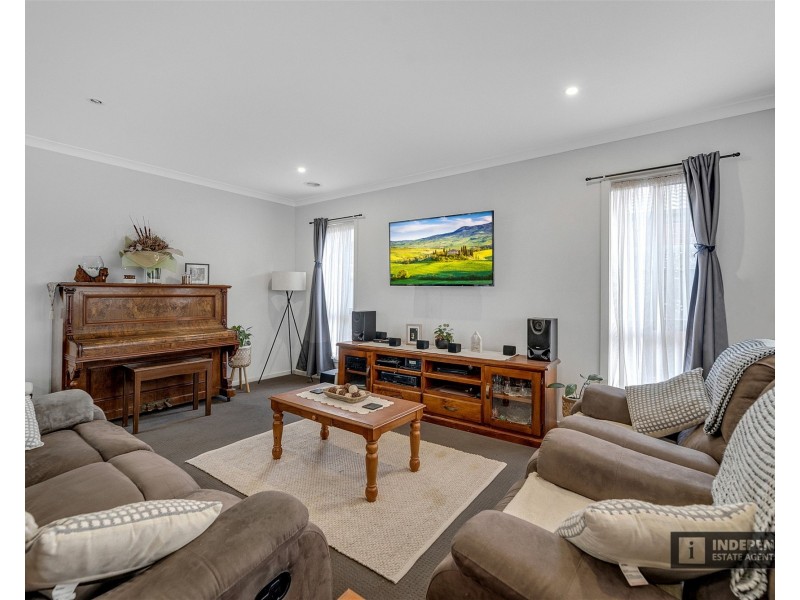 54 faircroft Drive, Brookfield VIC 3338