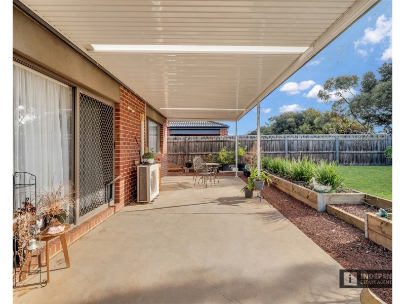 54 faircroft Drive, Brookfield VIC 3338